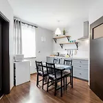 Gemini Apartment Dzierżoniów