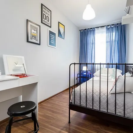 Gemini Apartment Dzierzoniow